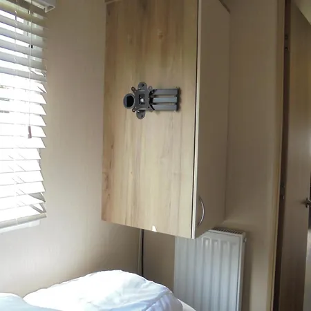 Kingfisher Horizon V 8 Berth Central Heated Close To Site Entrance Ingoldmells Exterior photo