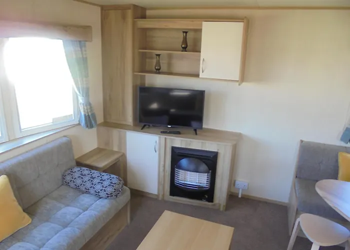 Kingfisher Horizon V 8 Berth Central Heated Close To Site Entrance