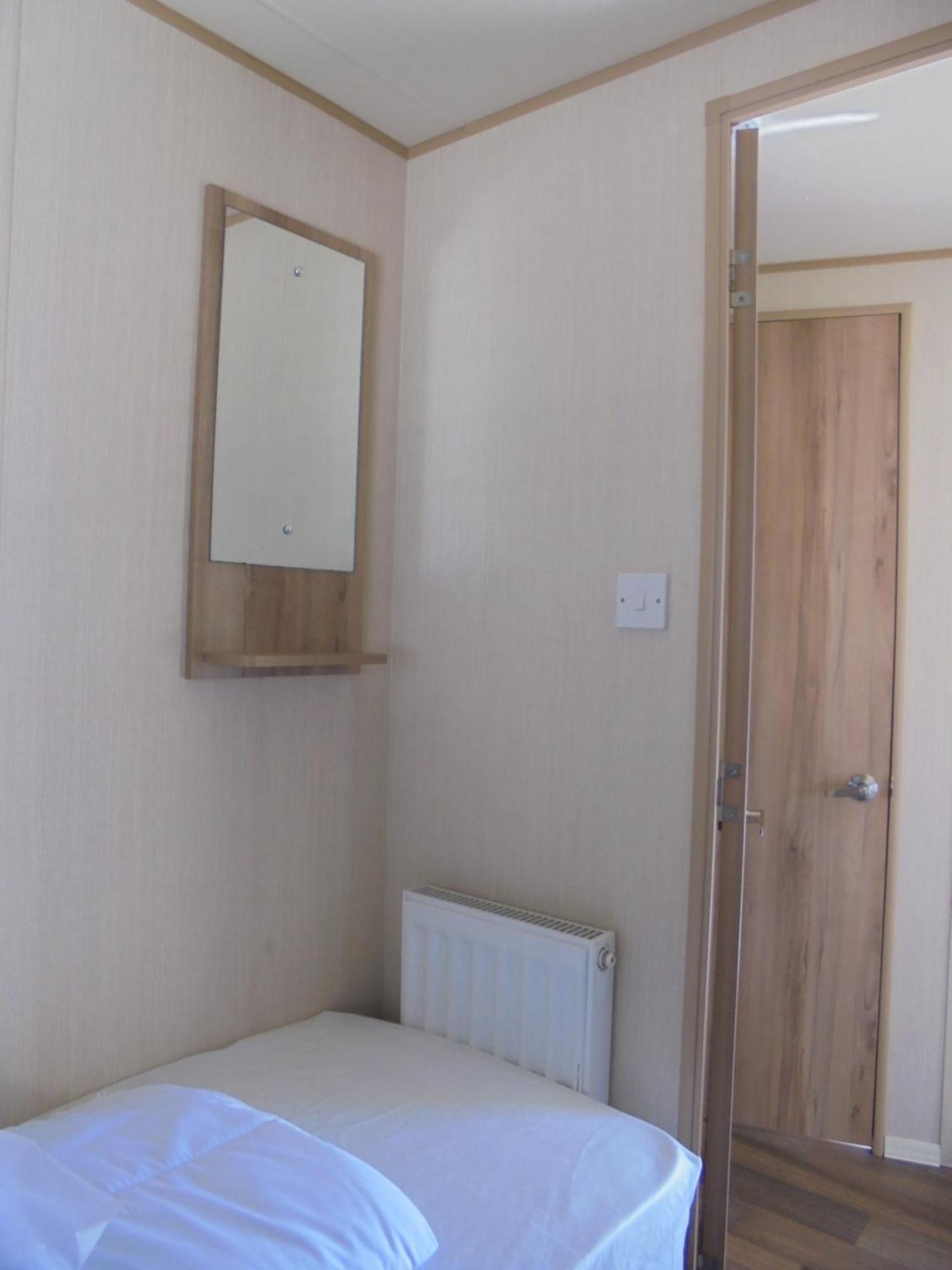 Kingfisher Horizon V 8 Berth Heated Close To Site Entrance Ingoldmells