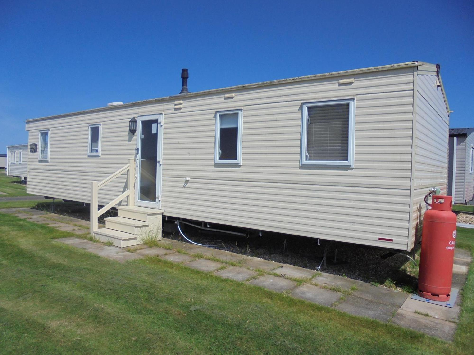 Kingfisher Horizon V 8 Berth Heated Close To Site Entrance Holiday home